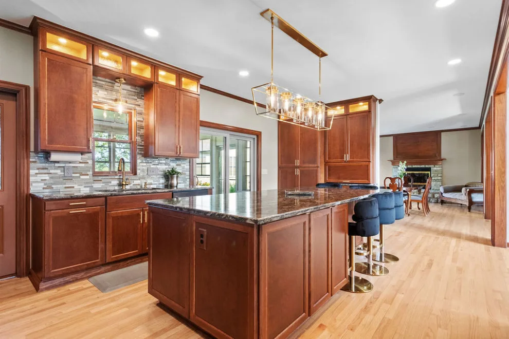 Cozy and Welcoming Ohio Kitchen by Casino Co. Renovations - Photo 10