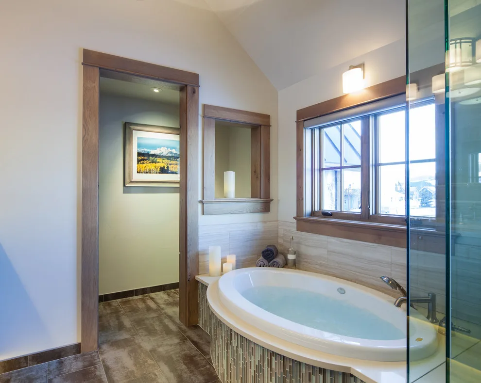 Warner Entertainment by Hargrove Construction Co. Inc. - Photo 42