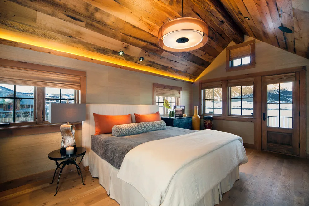 Warner Entertainment by Hargrove Construction Co. Inc. - Photo 8