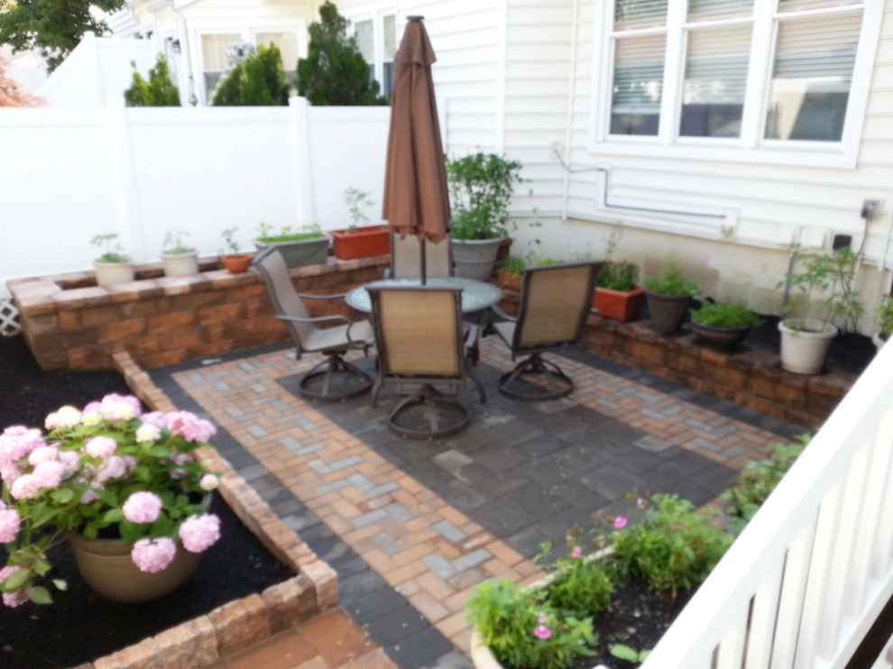 Cherry Hill Town-home Patio by Paradise Pavers Pond Landscaping LLC - Photo 5