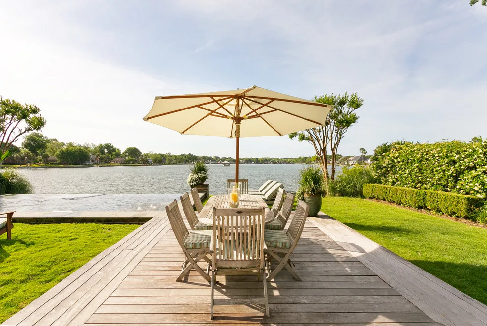 Outdoor Living Area on Waterfront Drive by Kalman Construction - Photo 9