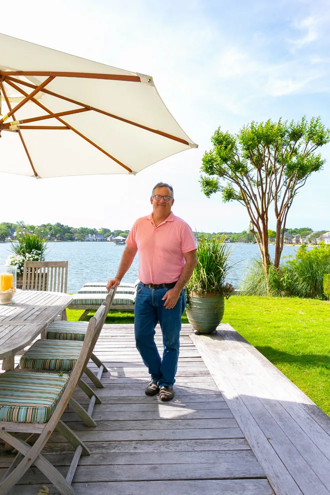 Outdoor Living Area on Waterfront Drive by Kalman Construction - Photo 3