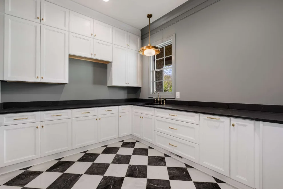 Custom New Build in West Meade by The Kingston Group - Remodeling Specialists - Photo 36