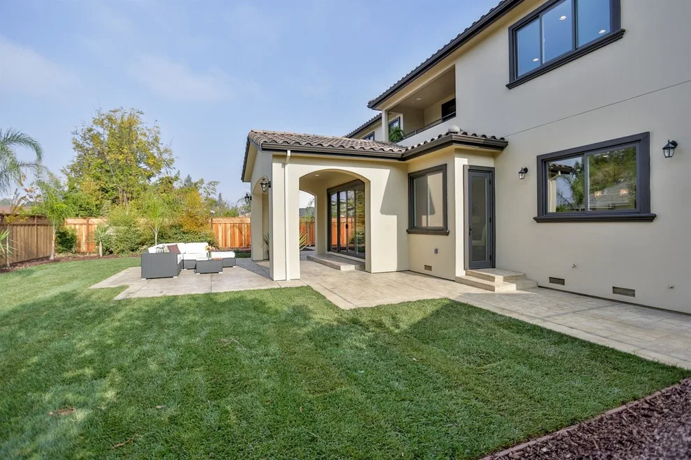 West Tailored Residence by Deco Development Inc. - Photo 7