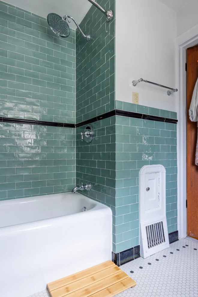 West Seattle Traditional Bathroom by Hi Hat Installations - Photo 2