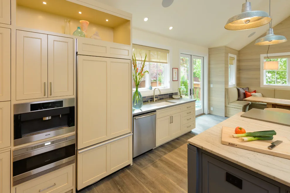 West Bend Side by DH Builders Inc. - Photo 14