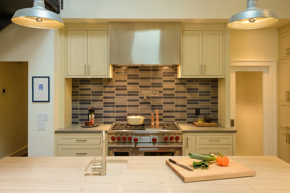 West Bend Side by DH Builders Inc. - Photo 6