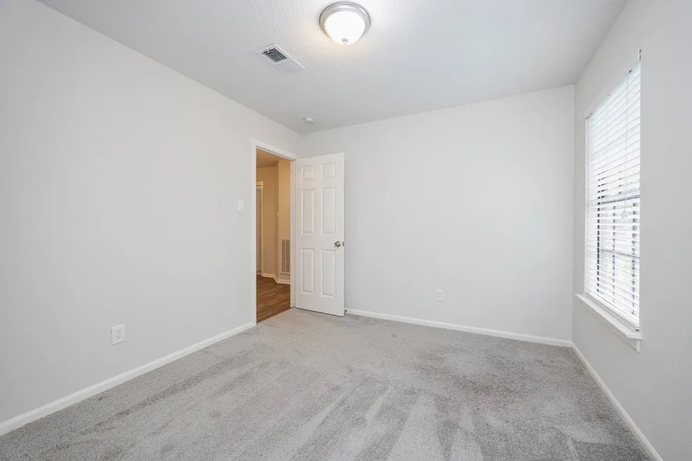 West Stony Bridge Circle by New Life Construction - Photo 19