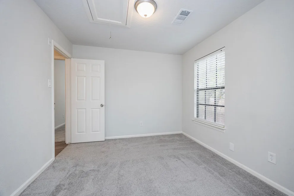 West Stony Bridge Circle by New Life Construction - Photo 57