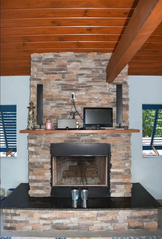 Western Breeze Pool House by Neil Robinson Custom Homes, LLC - Photo 4
