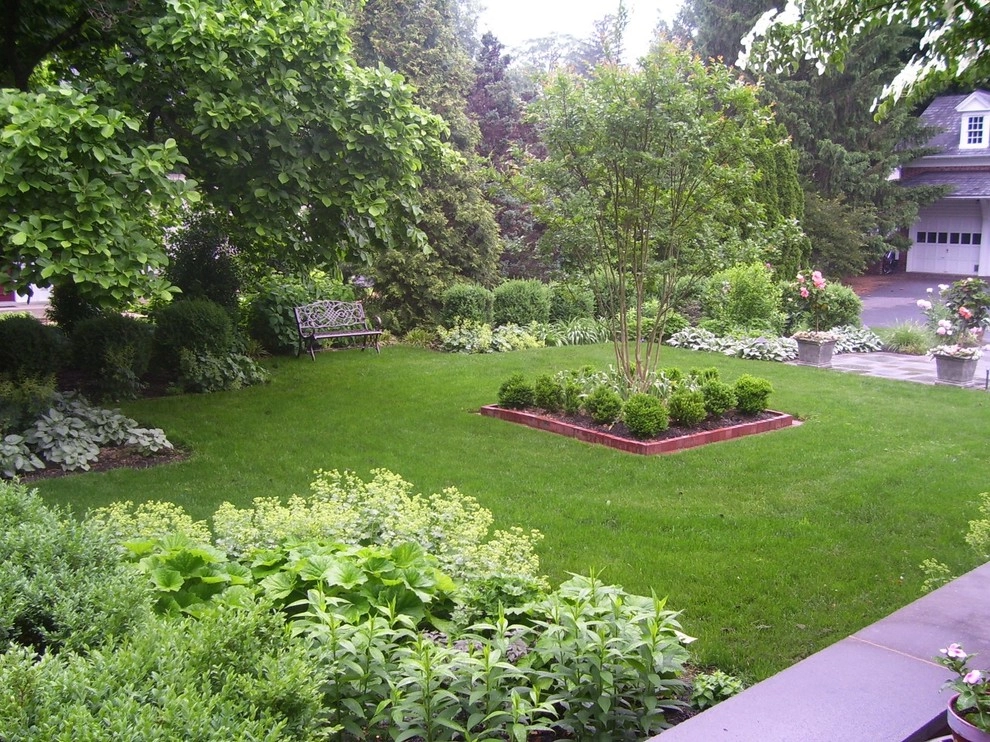 x2011 ALE: A Timeless Garden by Pennsylvania Landscape & Nursery Association - Photo 3