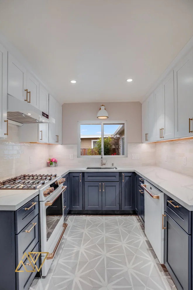 San Mateo Kitchen Renovation in Blue and White by Golden View Renovation - Photo 9