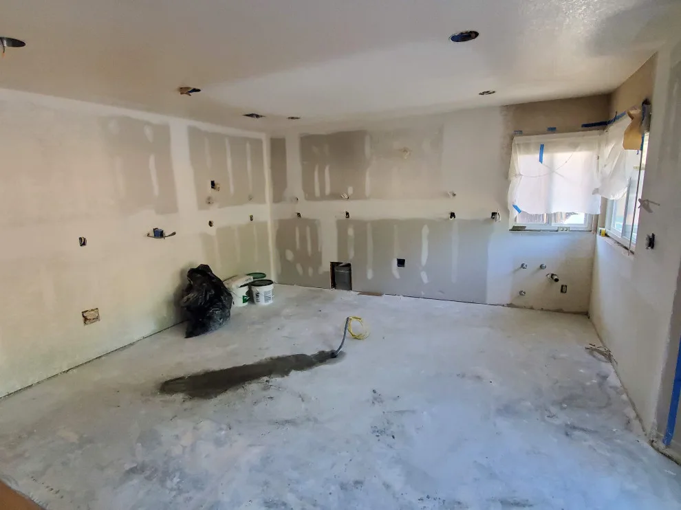 Contemporary White Kitchen by House On The Hill Construction LLC - Photo 2