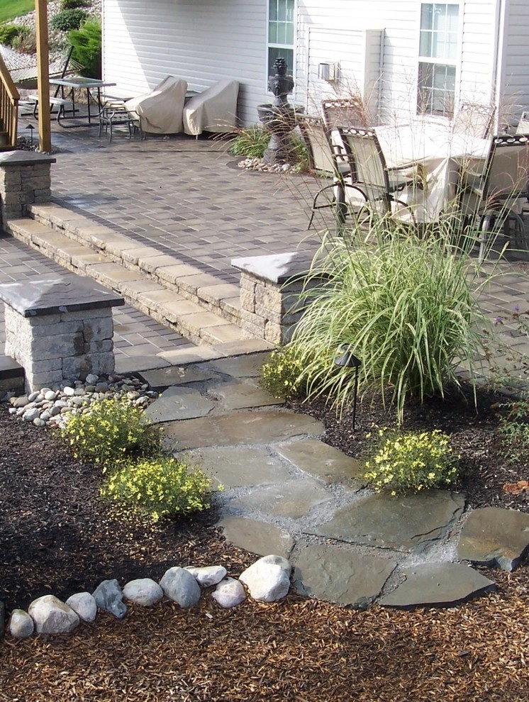 y2010 ALE: Leone Residence by Pennsylvania Landscape & Nursery Association - Photo 2