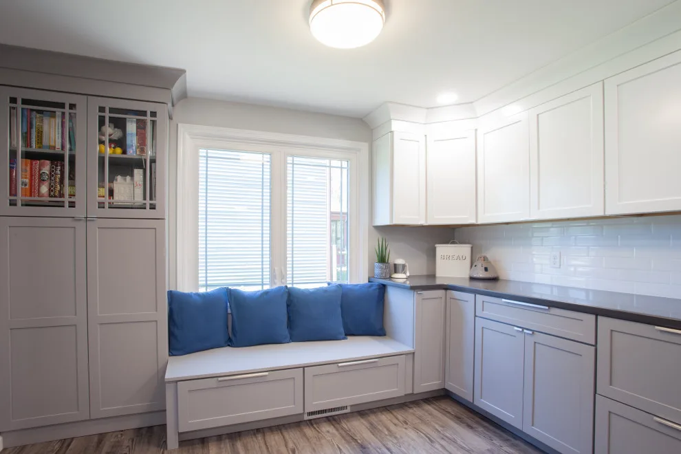 Spacious and Inviting Culinary Space by Miracle Contracting Inc. - Photo 22