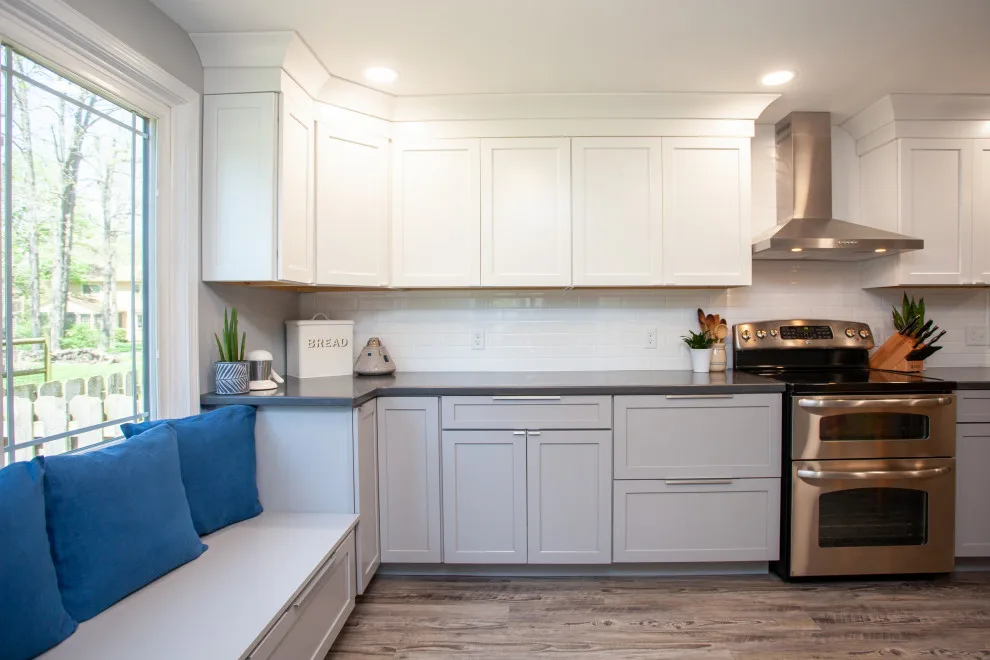 Spacious and Inviting Culinary Space by Miracle Contracting Inc. - Photo 20