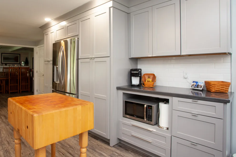 Spacious and Inviting Culinary Space by Miracle Contracting Inc. - Photo 15