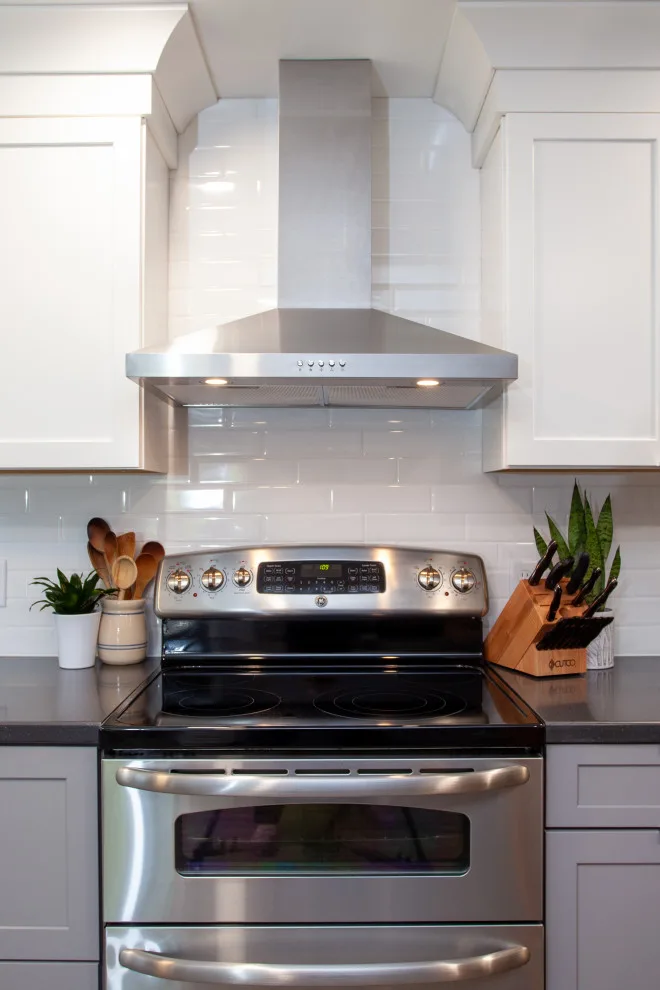 Spacious and Inviting Culinary Space by Miracle Contracting Inc. - Photo 24