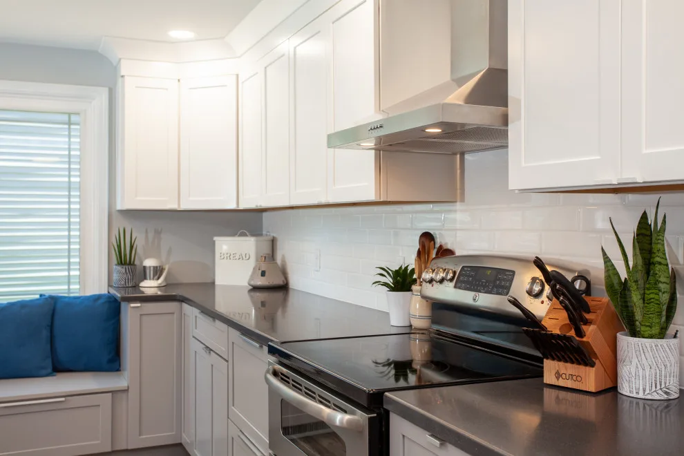 Spacious and Inviting Culinary Space by Miracle Contracting Inc. - Photo 11