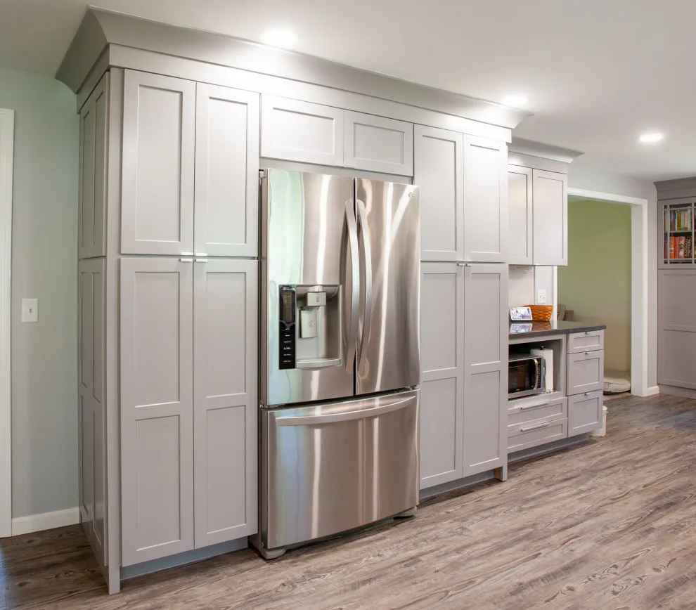 Spacious and Inviting Culinary Space by Miracle Contracting Inc. - Photo 8