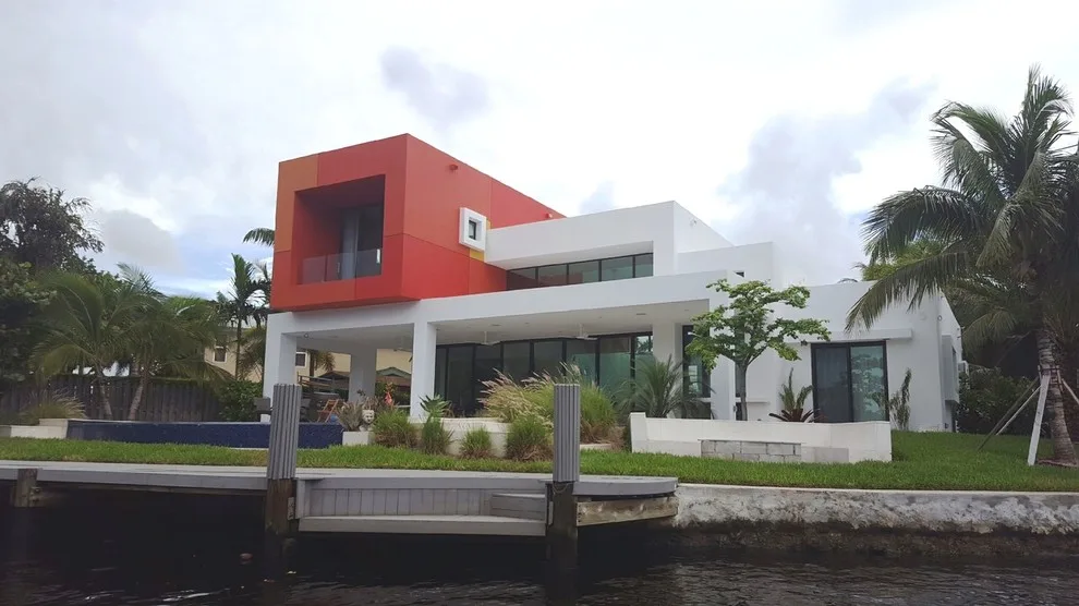 Modern Residence in Wilton Manors by Garza Contractors LLC - Photo 4