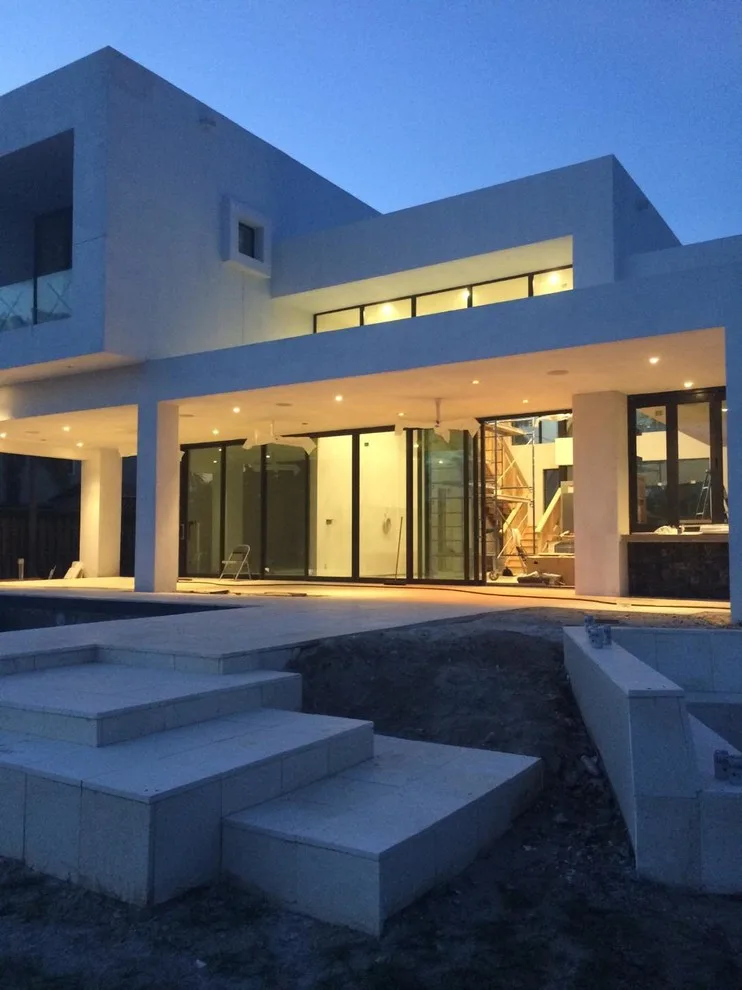 Modern Residence in Wilton Manors by Garza Contractors LLC - Photo 2