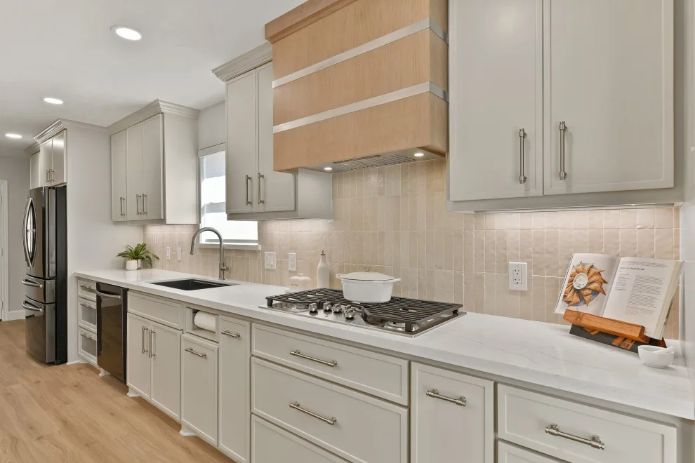 Twisting Oak Kitchen by Prime & Precision - Photo 3