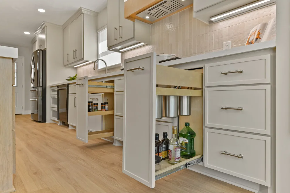 Twisting Oak Kitchen by Prime & Precision - Photo 20
