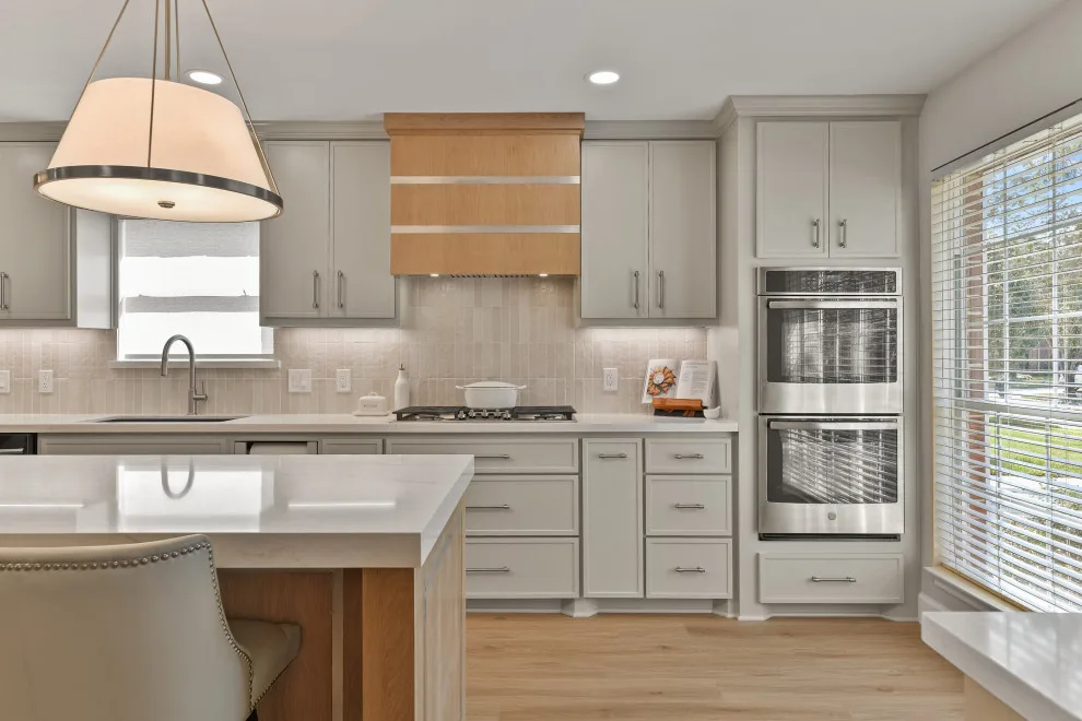 Twisting Oak Kitchen by Prime & Precision - Photo 25