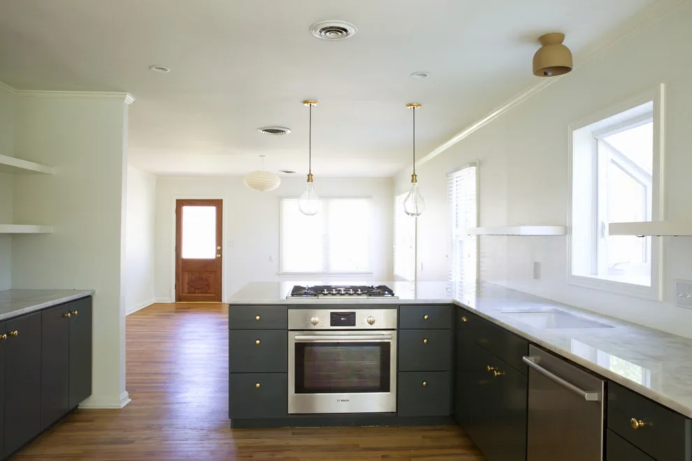 Windsor Park Complete Home Renovation by Canyon Construction - Photo 3