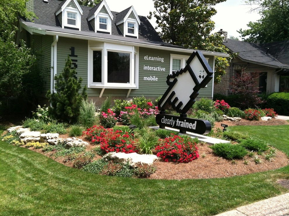 155 Chenoweth Lane, Louisville by Perfect Earth Landscape LLC - Photo 3