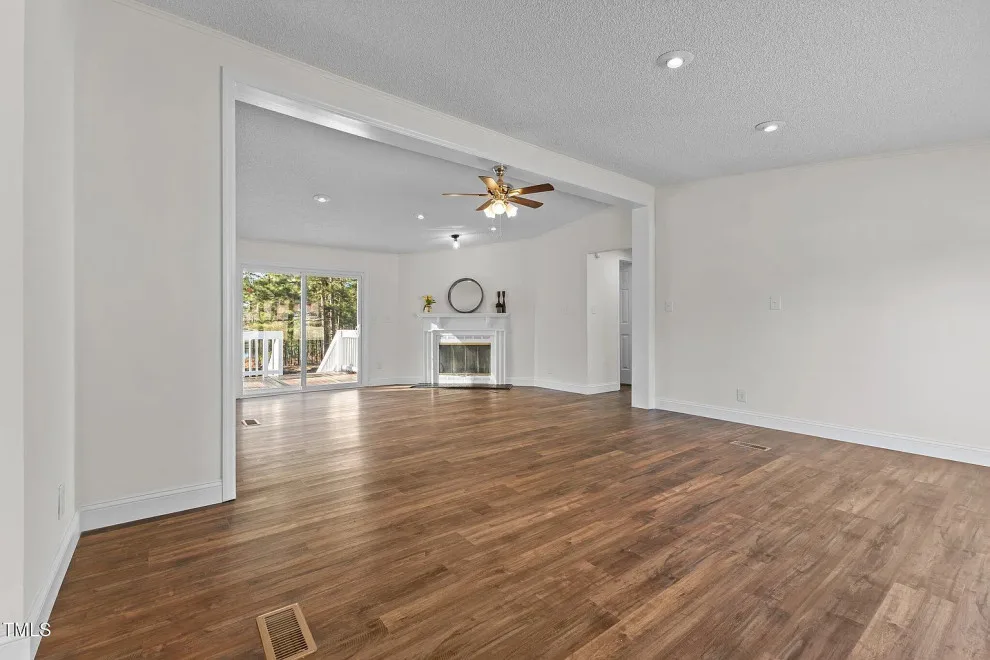 Suazo Contracting Company - Photo 7