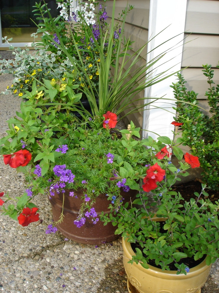 Planters and Pots by Perfect Earth Landscape LLC - Photo 8