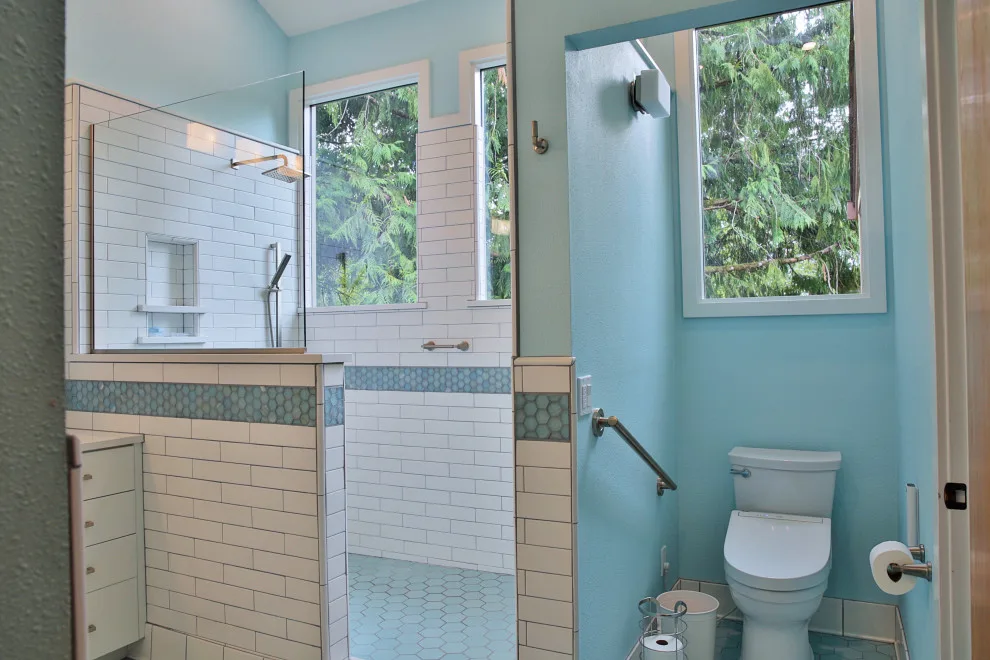 YATES BATHROOM by 8 Inch Nails Construction Inc. - Photo 7