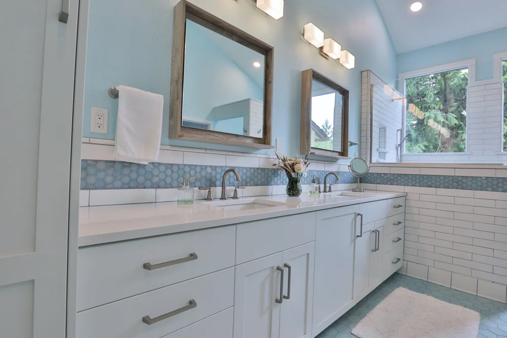 YATES BATHROOM by 8 Inch Nails Construction Inc. - Photo 2