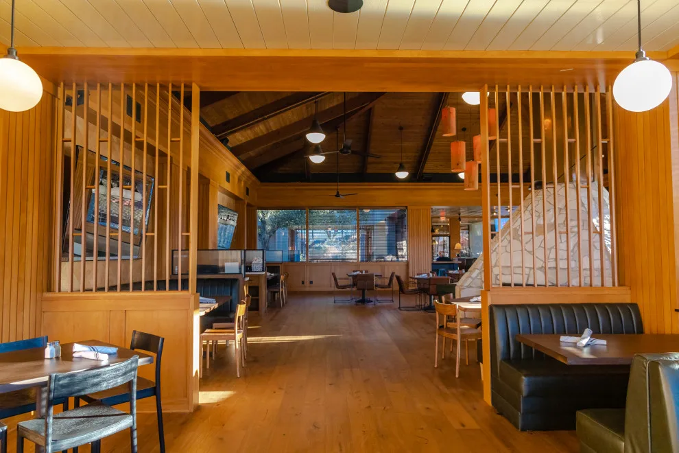 Zadie's Golf Club Eatery by Max Craft Renovations - Photo 8