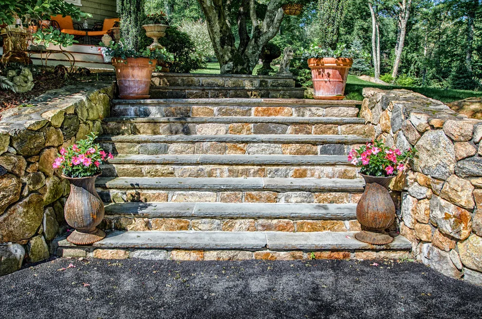 June 2017 | Recently Finished Projects by Landmark Horticultural Management - Photo 8