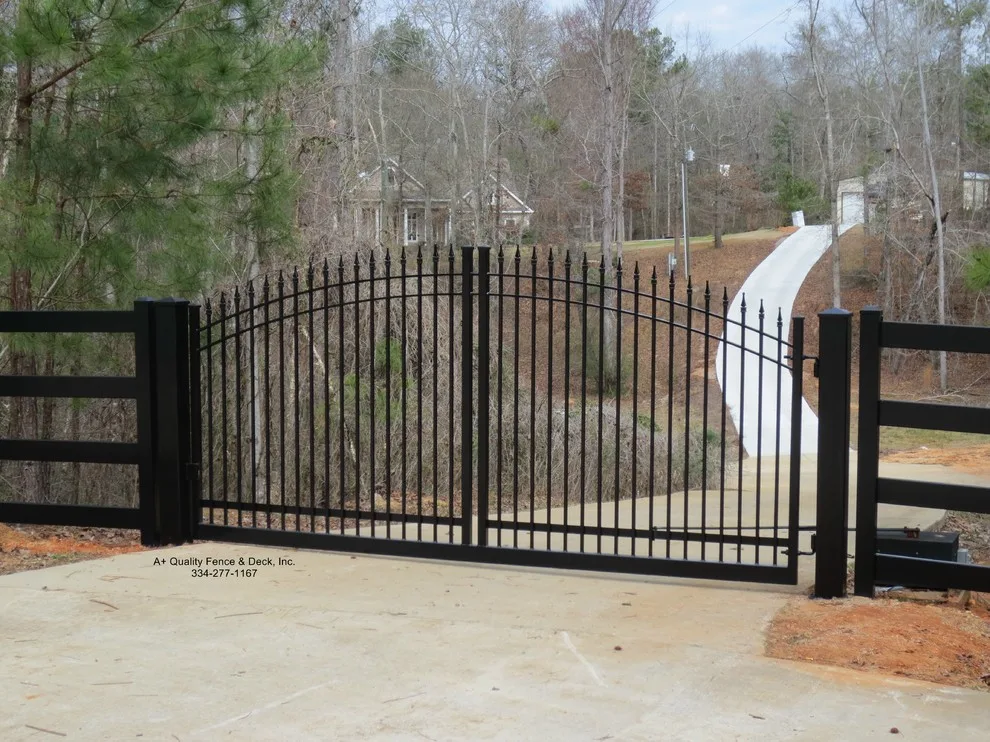 A Plus Quality Fence & Deck Inc - Photo 14