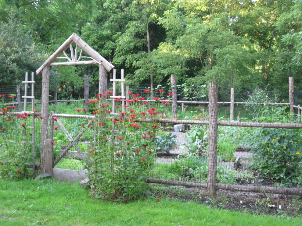 Custom Designed Fences by Peter Atkins And Associates., LLC - Photo 16