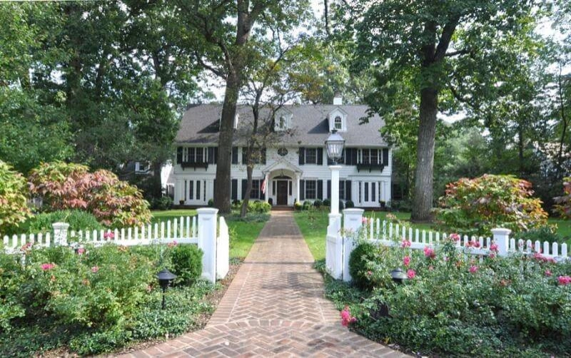 Grand Entrances to the House by Peter Atkins And Associates., LLC - Photo 24