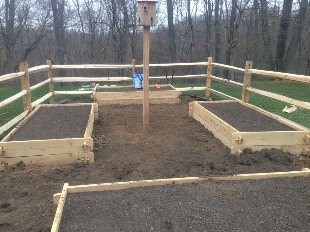 Custom Designed Fences by Peter Atkins And Associates., LLC - Photo 2