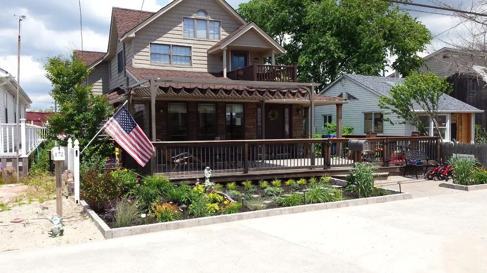 Dart Awnings - Photo 2