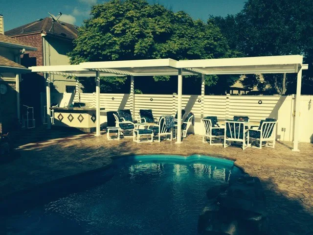 Equinox Louvered Roof - Photo 2