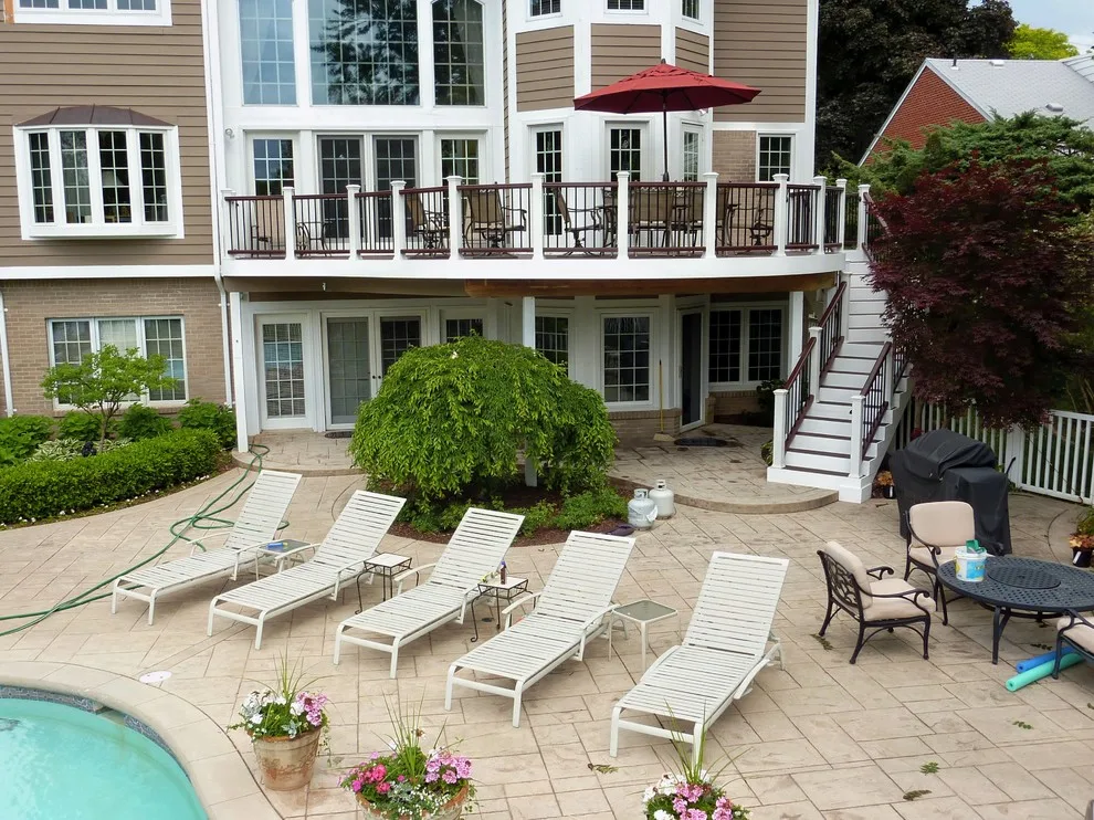Clarkston Radius Platform by Miles Bradley Building And Remodeling - Photo 6