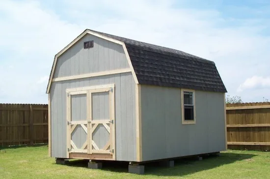 Backyard Barns - Photo 2