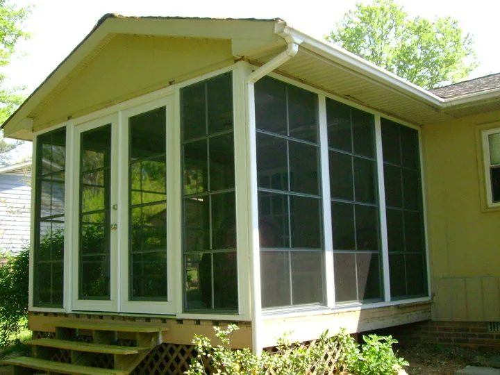 Veranda Partitions by Anchor Home Services - Photo 4