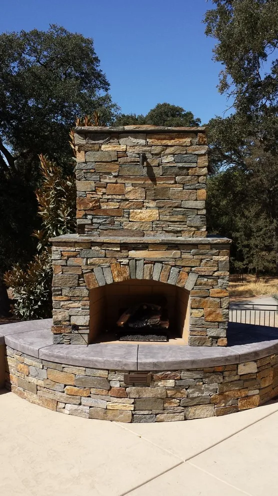 Outdoor Culinary Space Project 11 by Custom Image Hardscapes - Photo 2