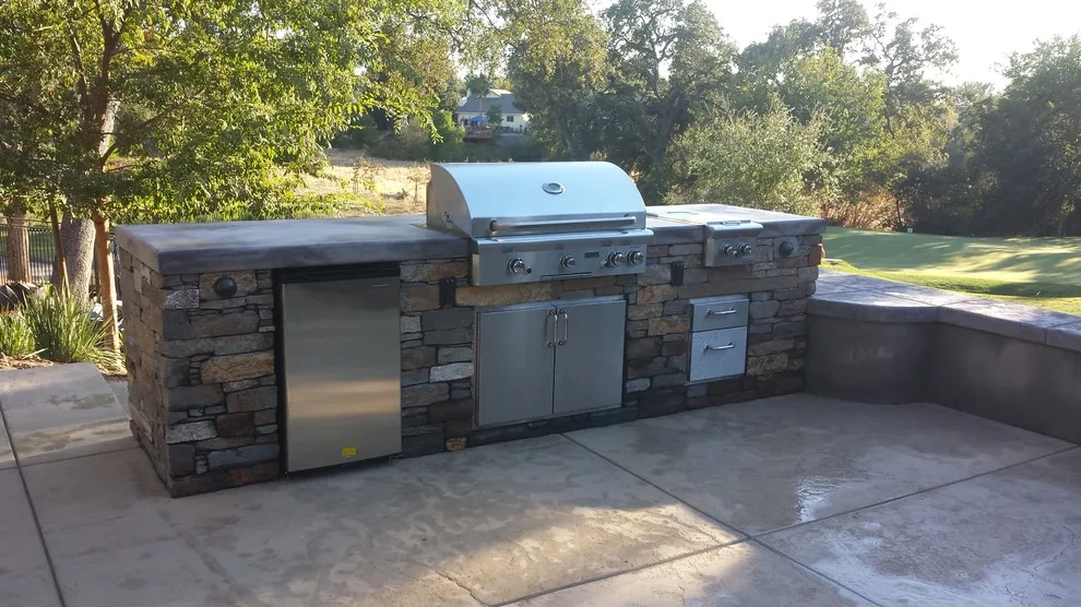 Outdoor Culinary Space Project 11 by Custom Image Hardscapes - Photo 5