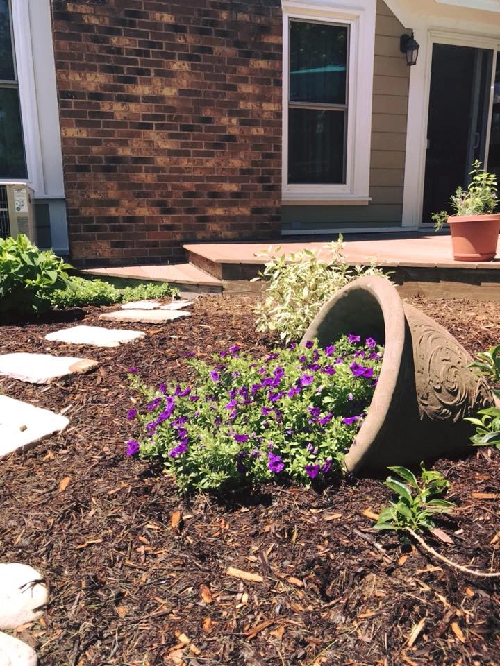 Pfeifer Landscaping - Photo 8