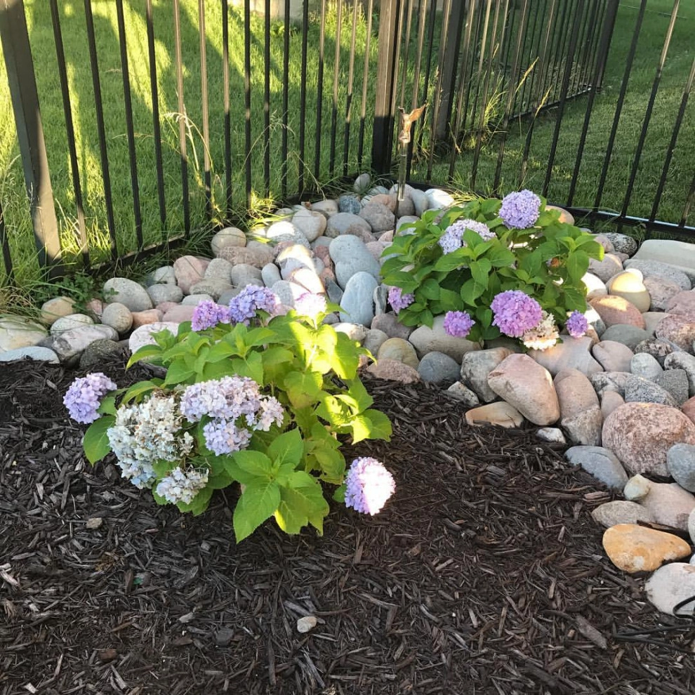 Landscaping by Pfeifer Landscaping - Photo 4